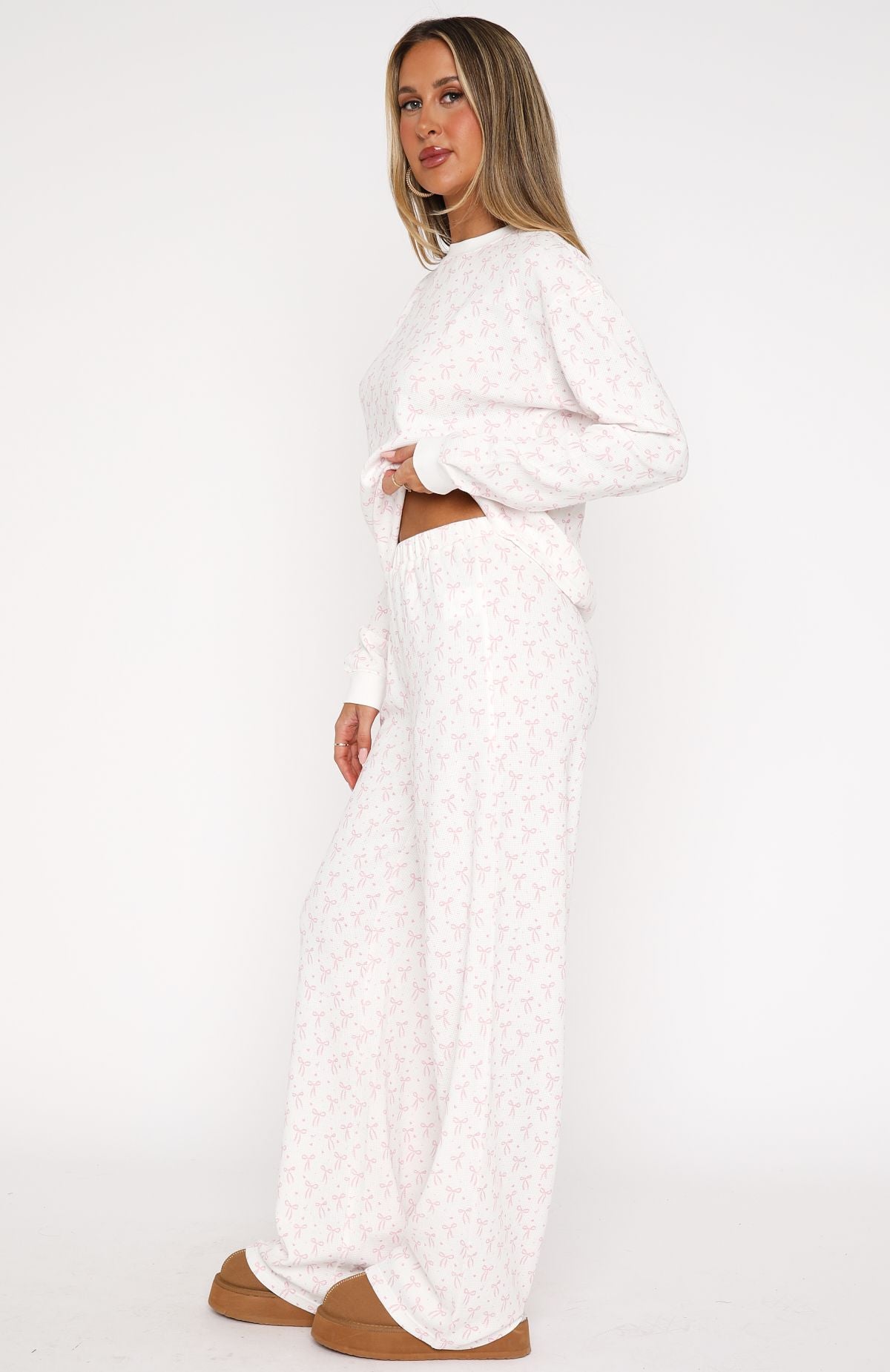 Staying Snug Long Sleeve Pyjama Set Bow Delight